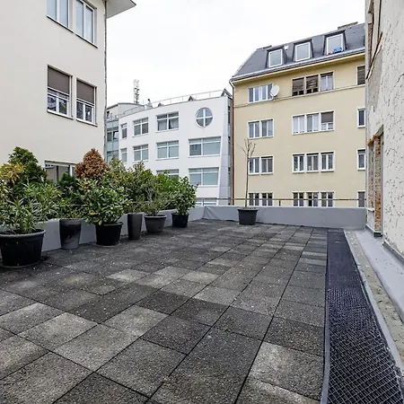 Golden Heritage In The Heart Of Old Town Apartmán